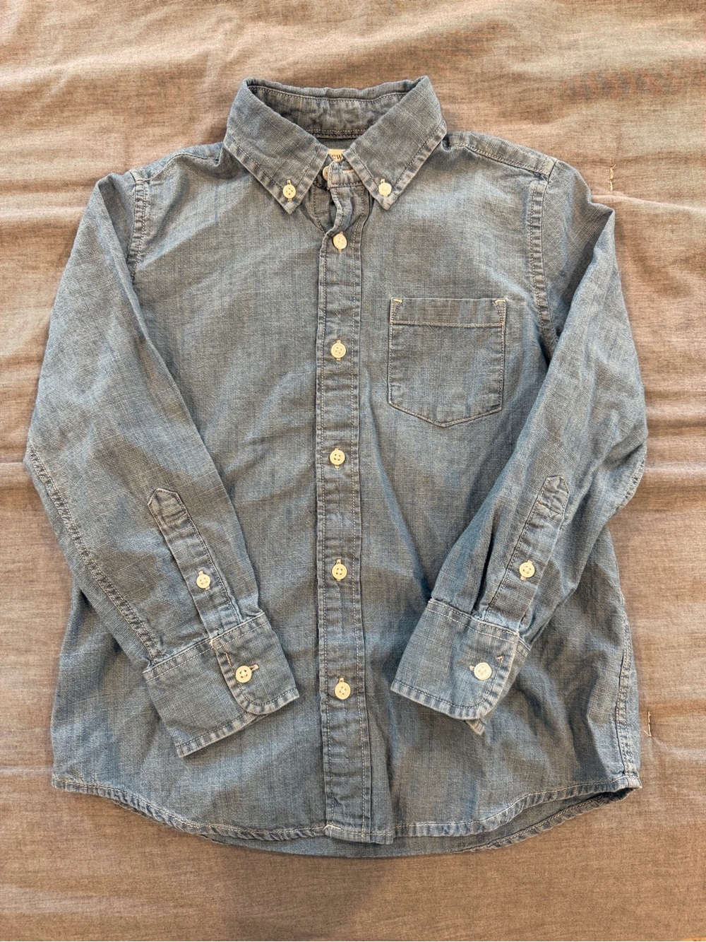 Classic boys Button-Down Chambray Shirt in Light Blue